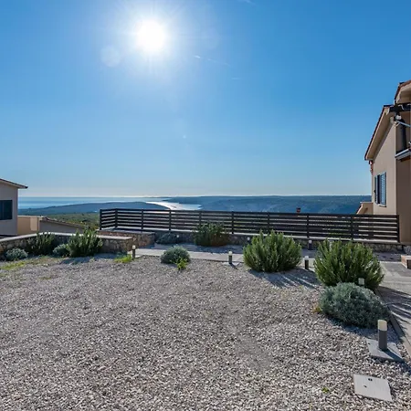 Lida, A Modern With A Fantastic Sea View
