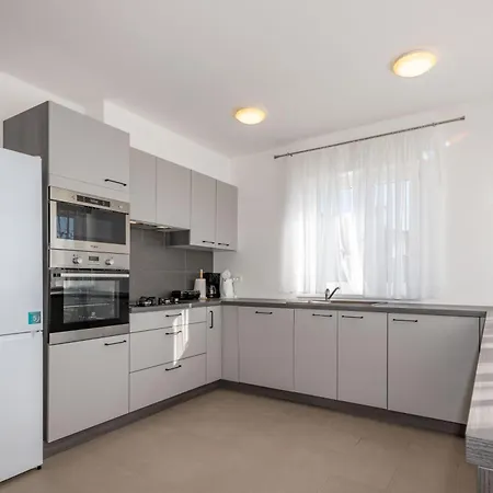Vila Lida, A Modern With A Fantastic Sea View Stanisovi