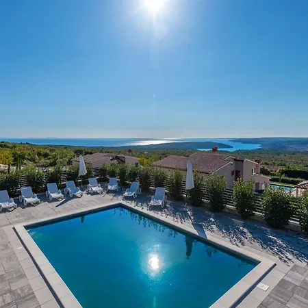 Lida, A Modern With A Fantastic Sea View *